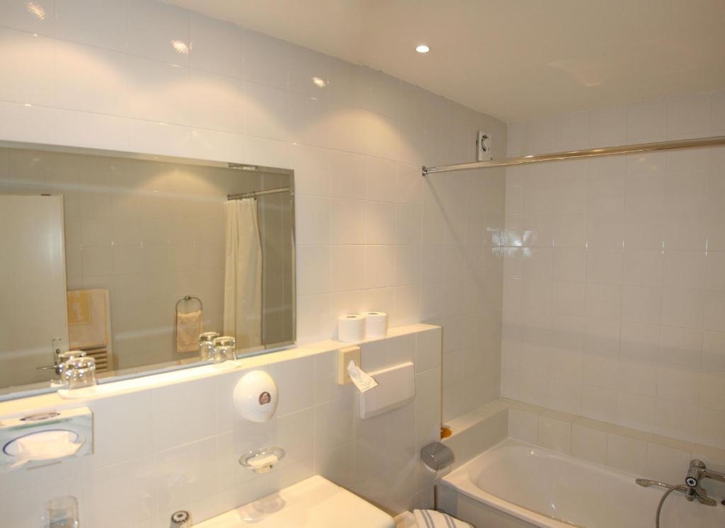 Hotel Am Hang سوبرابولتْسانو الغرفة الصورة